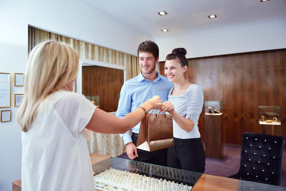 Customer Experience Management: 10 Reasons Why You Need to Centralize Customer Feedback and Online Reviews
