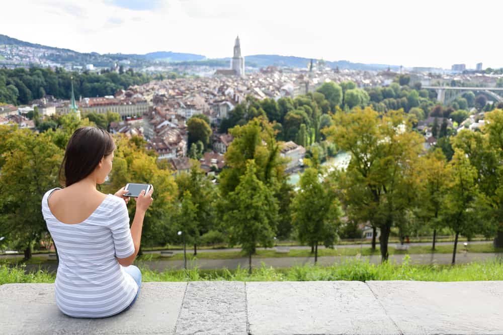 Google Says Travelers Love Watching Online Videos