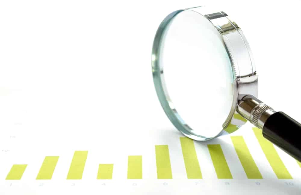 Immediacy of Language Boosts the Value of Positive Online Reviews