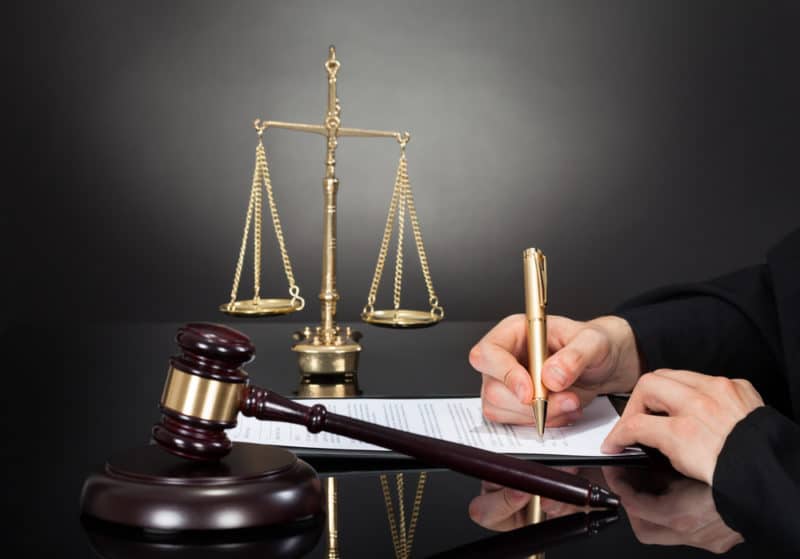 Review Management Guide for Lawyers, Legal Services Providers, and Legal Businesses
