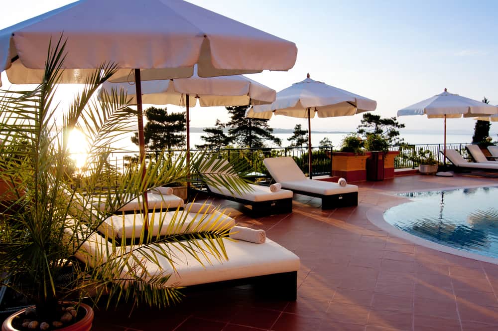 Which Hotels are Most Likely to Fake Their Online Reviews? New Research Identifies Suspects