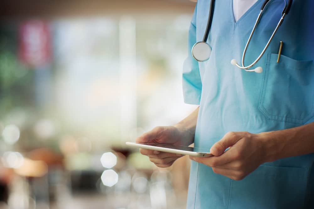 Why Cosmetic Medical Practices Need to Stay on Top of Their Online Reviews