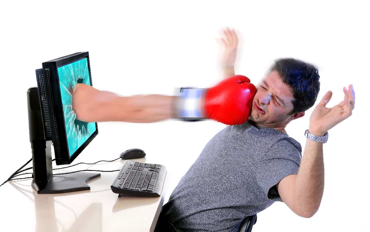 Businesses and Consumers Fight Back Against Fake Online Reviews